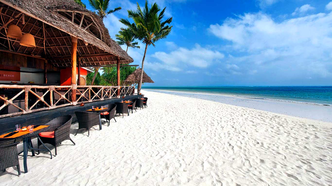 13-Day Bush to Beach Adventure in Tanzania: Northern Safari & Zanzibar Escape