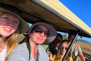 BIG GROUP(5 OR MORE)